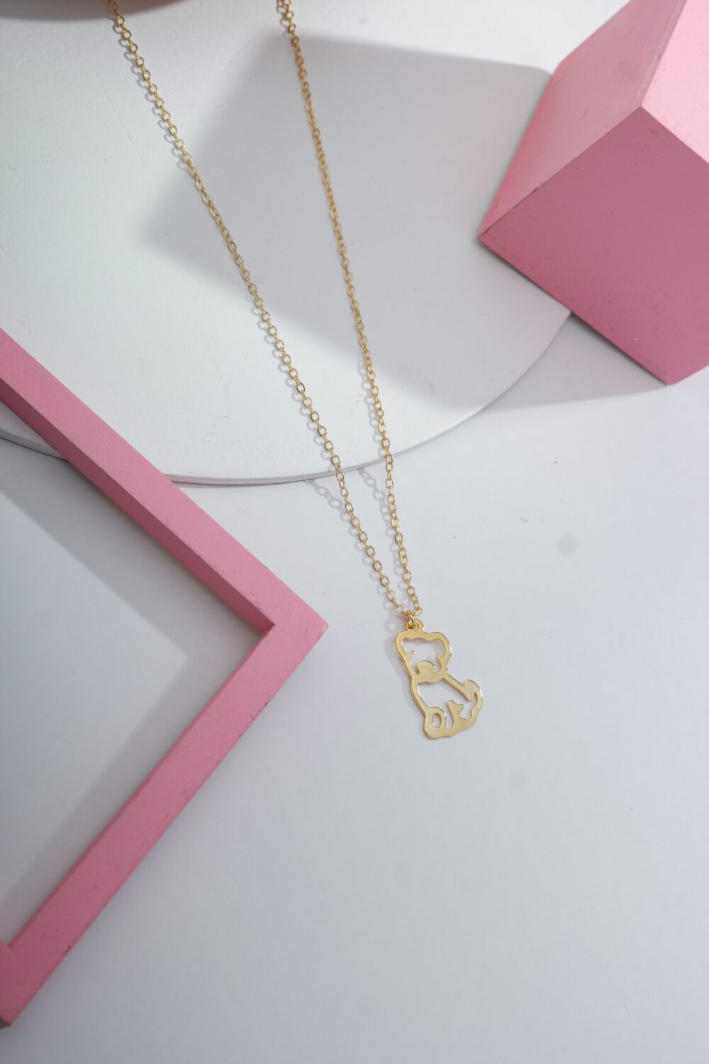 Colar Com Pingente De Cachorrinho Banhado A Ouro 18K - Imagem 3